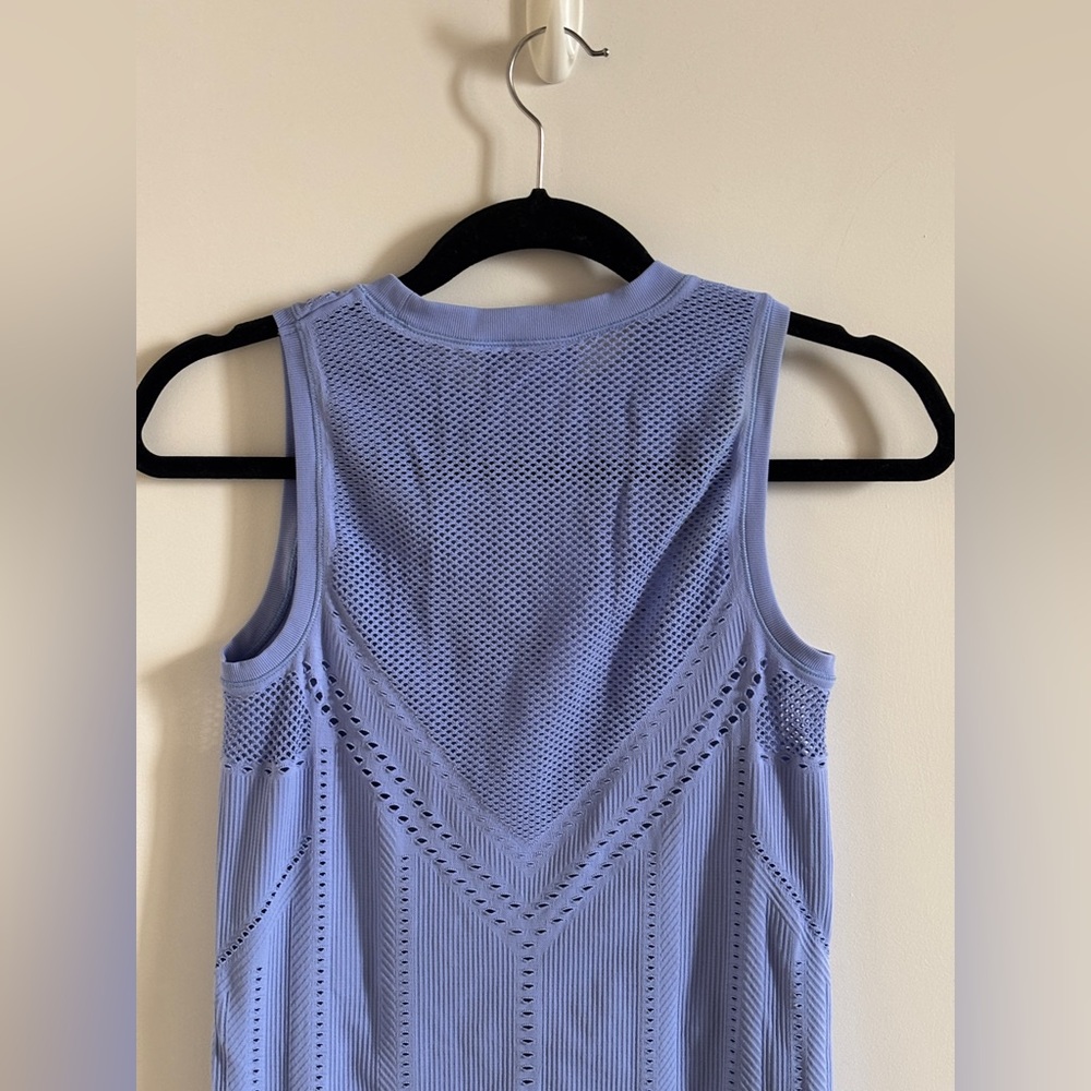 Athleta Oxygen Tank - Picture 4 of 6